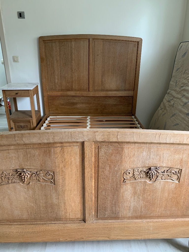 Lit et table de chevet anciens, Maison & Meubles, Chambre à coucher | Lits, 140 cm, Enlèvement, Utilisé, 200 cm