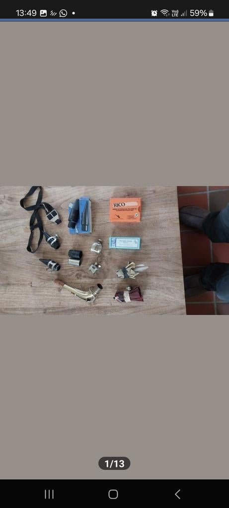 Toutes sortes d'accessoires appartiennent au saxophone ténor, Musique & Instruments, Instruments à vent | Saxophones, Enlèvement ou Envoi