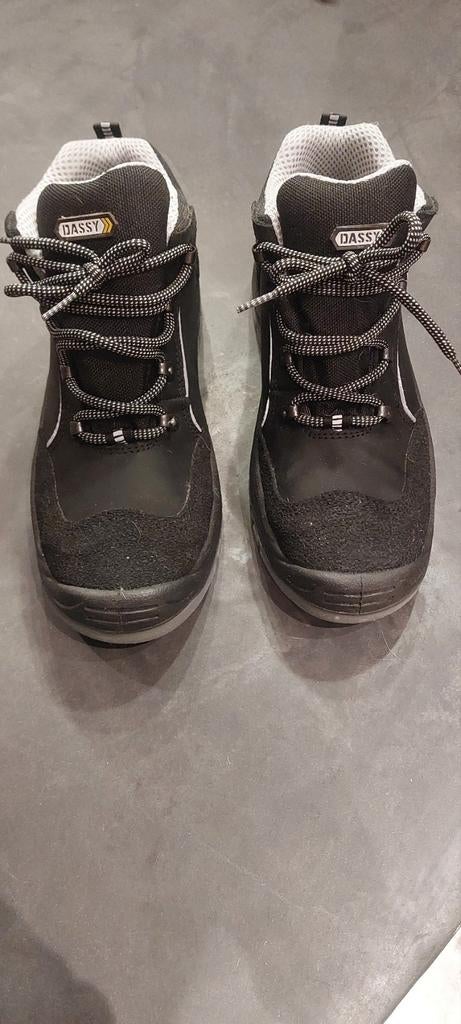 Chaussure de sécurité dassy neuve pointure 42, Enlèvement ou Envoi