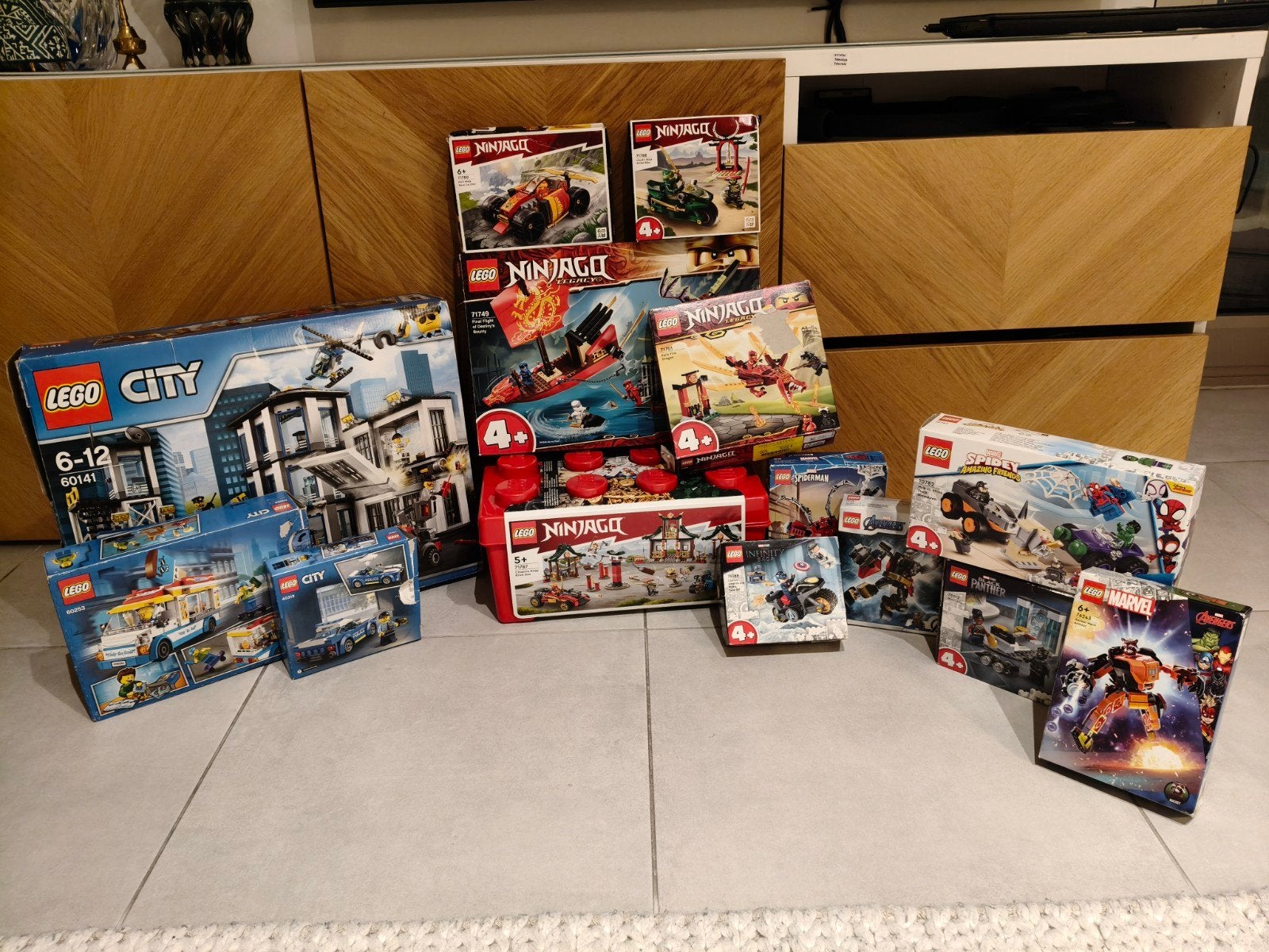 Verschillende lego te koop. Elke doos is volledig., Ophalen of Verzenden, Lego, City