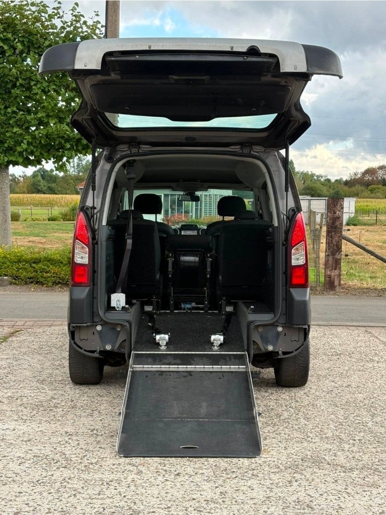 ️♿️Peugeot Partner 1.6HDI Rolstoel Invalide Handicapé TPMR, Auto's, Monovolume, Euro 6, Bedrijf, Diesel