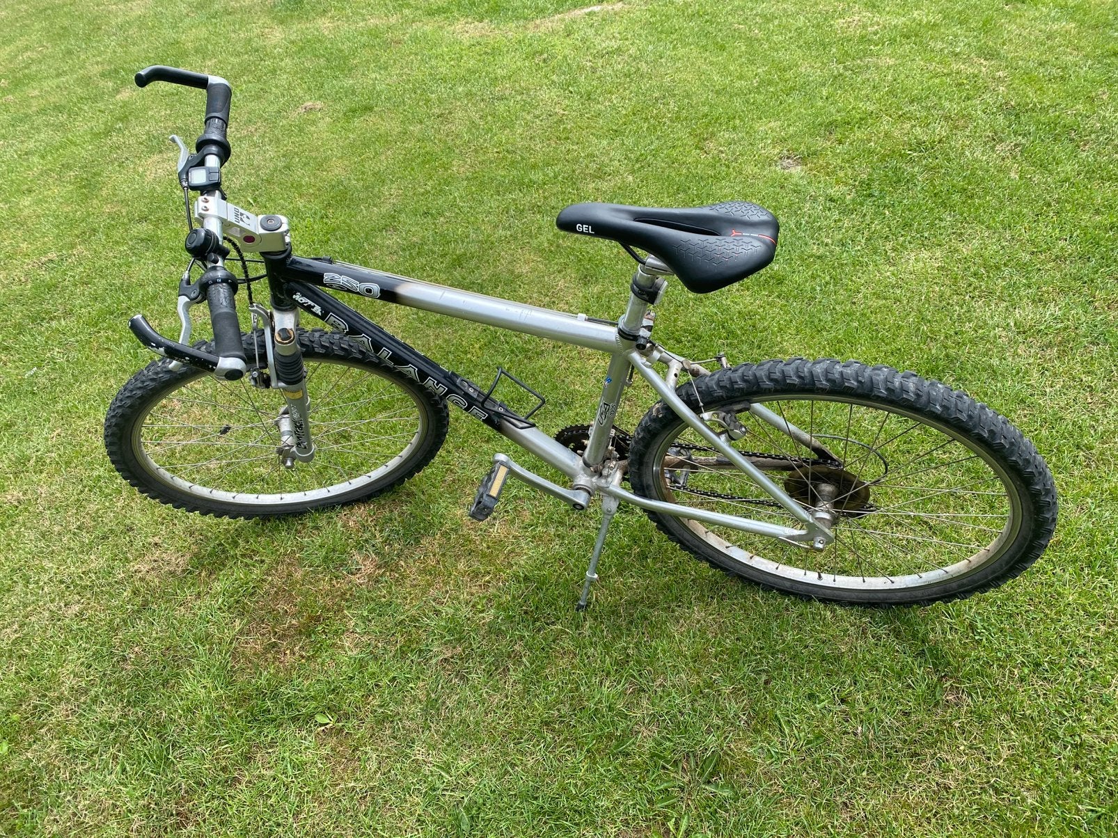 Jeugd-mountainbike, Frein sur jante, 24 pouces ou plus, Repose-pieds, Enlèvement