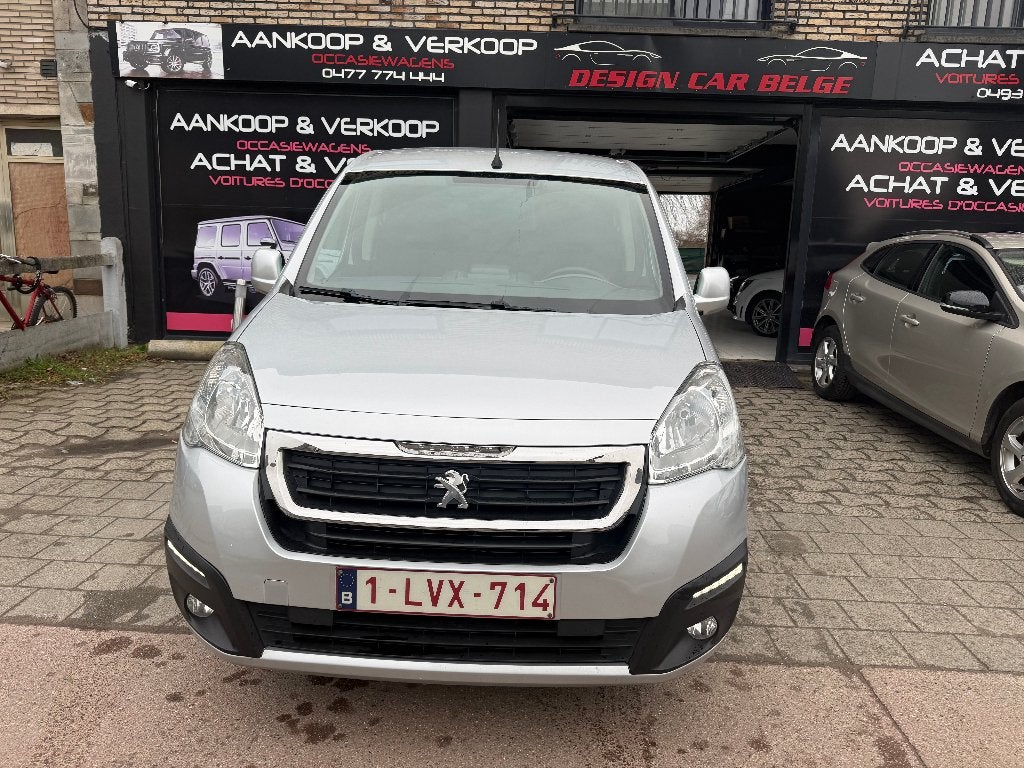 Peugeot Partner 1.6HDI Navigations Airconditioning 90 km, Auto's, Bedrijf, Grijs, Te koop, Parkeersensor