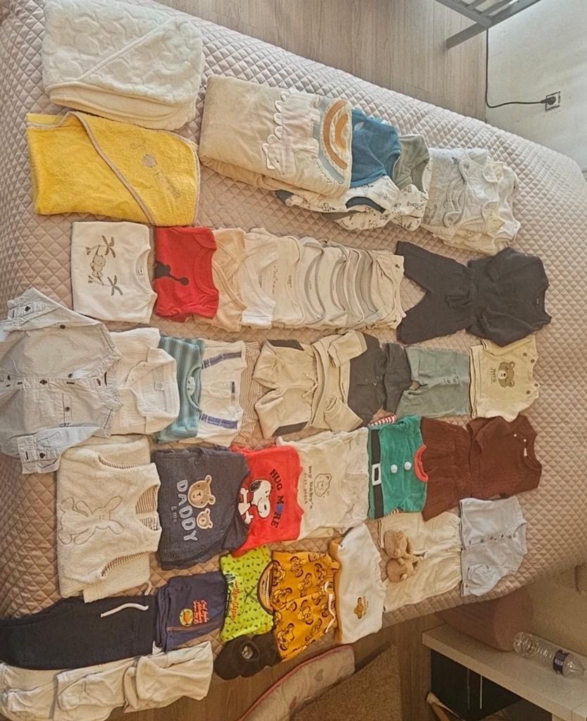 LOT VÊTEMENTS BÉBÉ GARÇON 6 MOIS, Kinderen en Baby's, Ophalen, Jongetje, Broekje