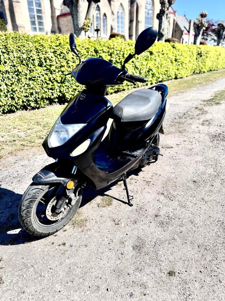 Bromfiets a klasse, Fietsen en Brommers, Ophalen of Verzenden, Zo goed als nieuw