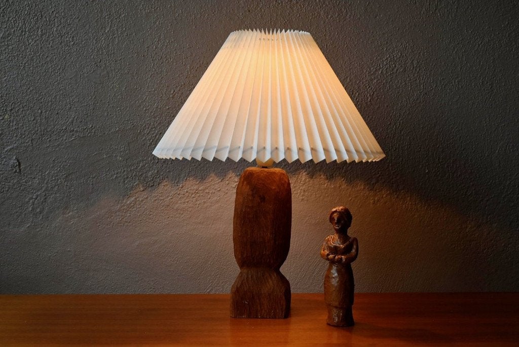 Lampe brutaliste teck sculpté danois années 60, Maison & Meubles, Autres culots, Blanc, Utilisé, Bois