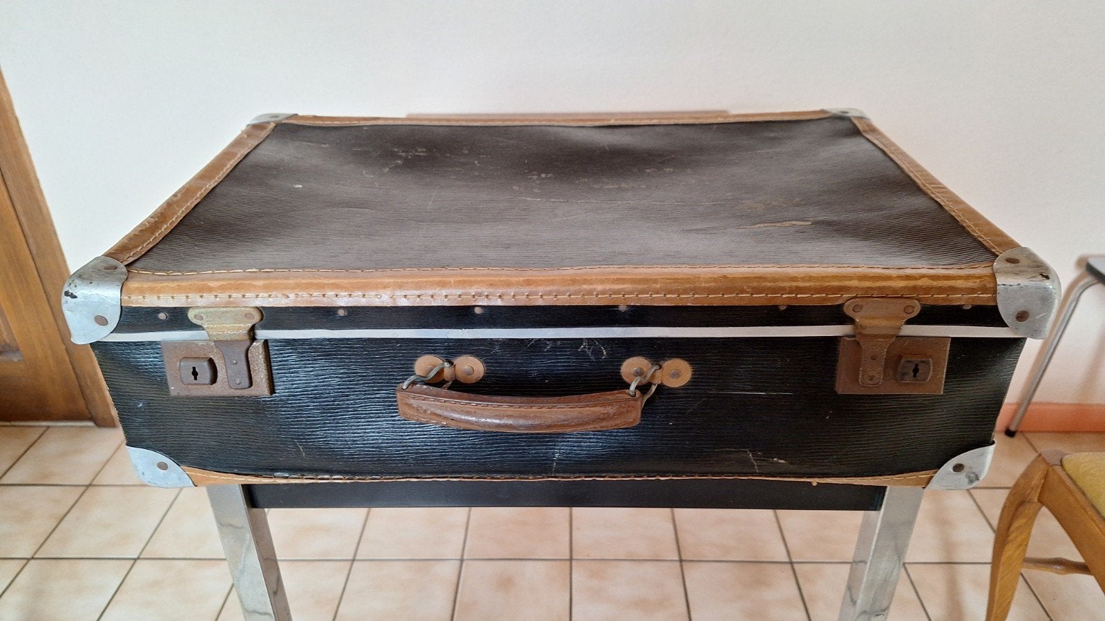Valise de voyage ancienne des années 1930 - 1940, Collections, Collections Autre, Utilisé, Enlèvement