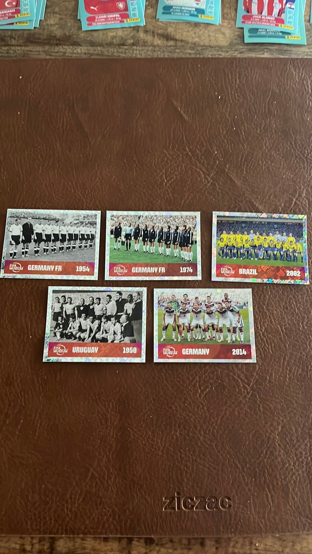 Panini world cup winners stickers; x5, Postzegels en Munten, Postzegels | Suriname, Ophalen of Verzenden