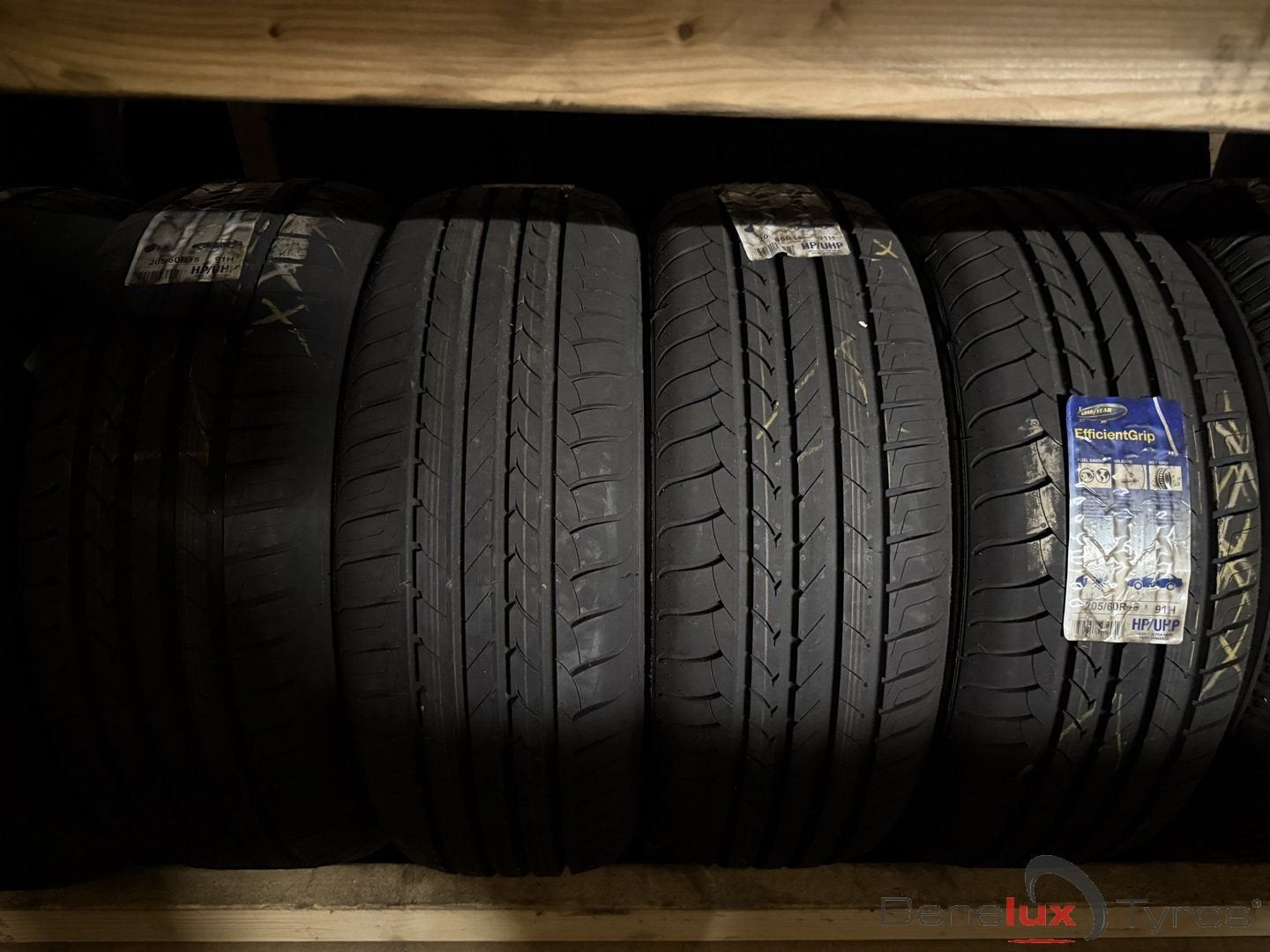 nieuw 205/60R15 Goodyear Grip 205/60 R15 205/60/15 2056015, Auto-onderdelen, Banden en Velgen, 15 inch, -, -, Nieuw
