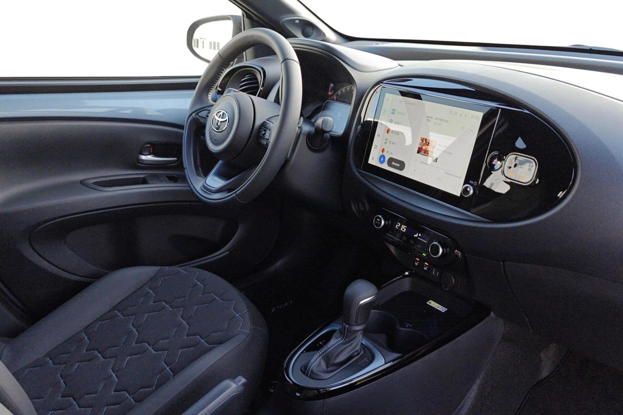 Toyota Aygo X 1.0 VVT-i Envy CVT - DEMO, 4 zetels, Stof, Zwart, 965 kg