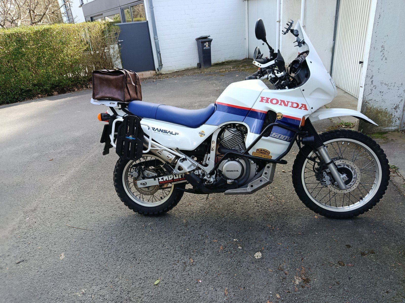 honda transalp 600, Motos, Particulier