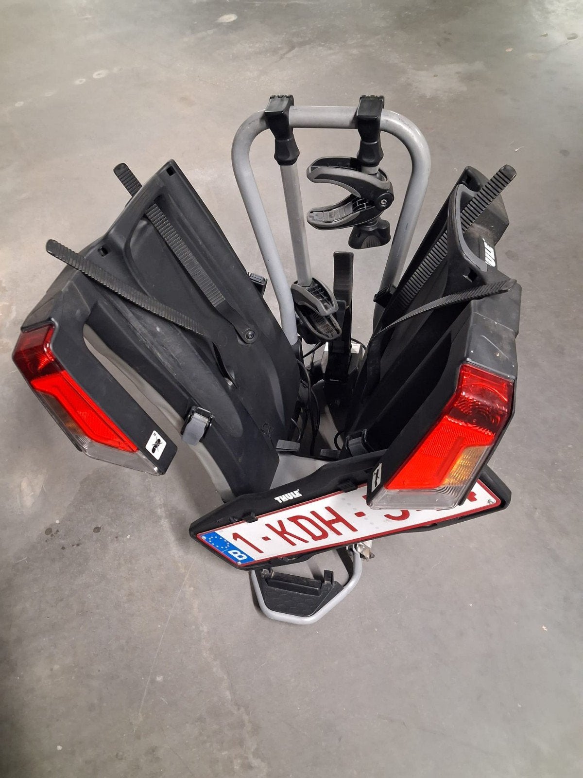 Fietsendrager  thule voor 2 Electrische fietsen zeer stevig, Ophalen