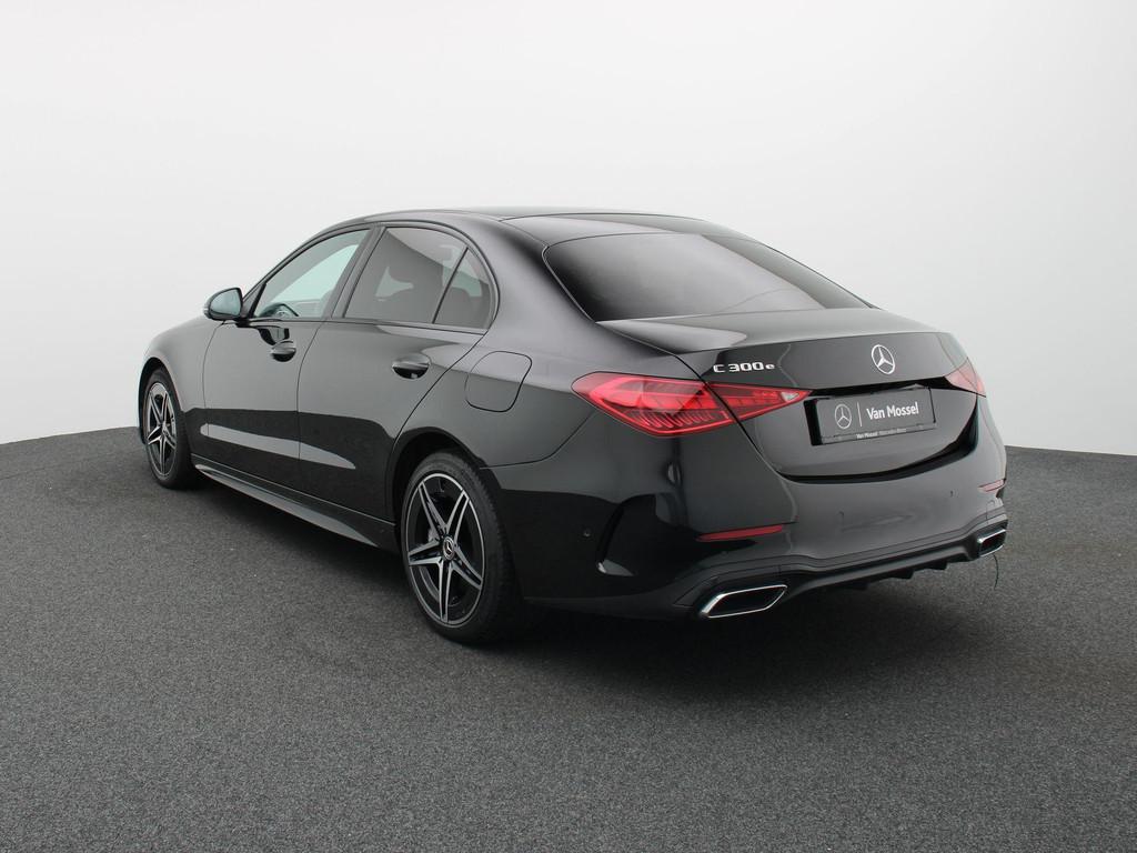 Mercedes-Benz C 300 e AMG Line Berline + CARPLAY + LED + CAM, Auto's, Automaat, 4 deurs, Zwart, 4 cilinders