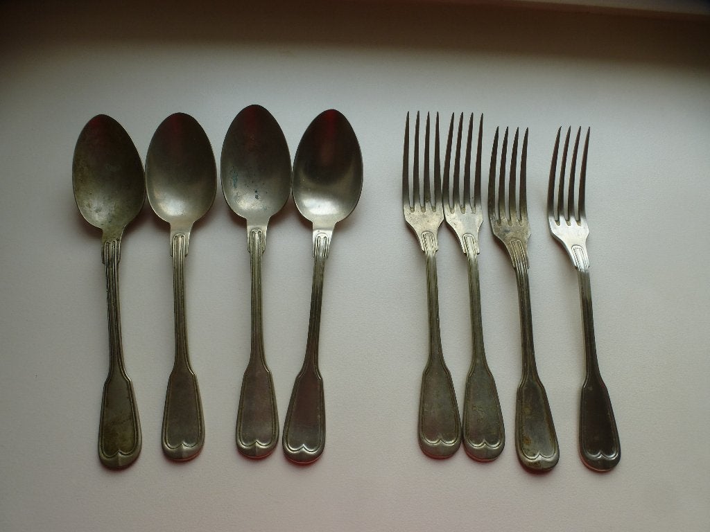4 VIEILLES FOURCHETTES ET 4 CUILLERÉES DE PERREX, Enlèvement ou Envoi
