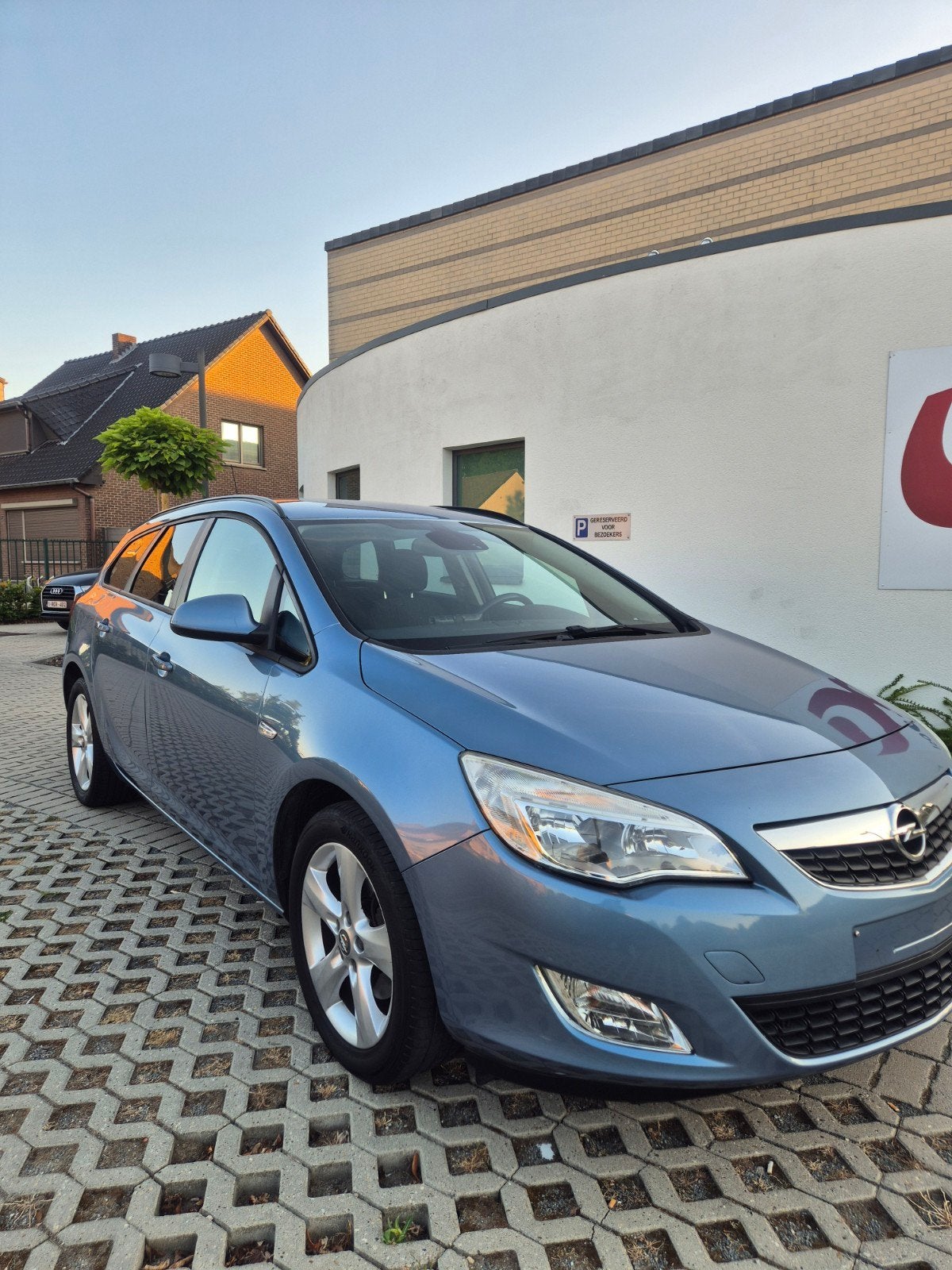 Opel Astra 23/08/2011 Euro 5 1,7 L Zo À emporter, Euro 5, Achat, Boîte manuelle, Noir