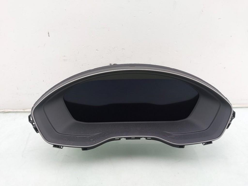 COCKPIT A5 Sportback (F5A / F5F) (|8W5920790L|80A920790J|), Auto-onderdelen, Robert Bosch AG, Gebruikt, Audi, Robert-Bosch-Allee 1
74232  Abstatt, DE