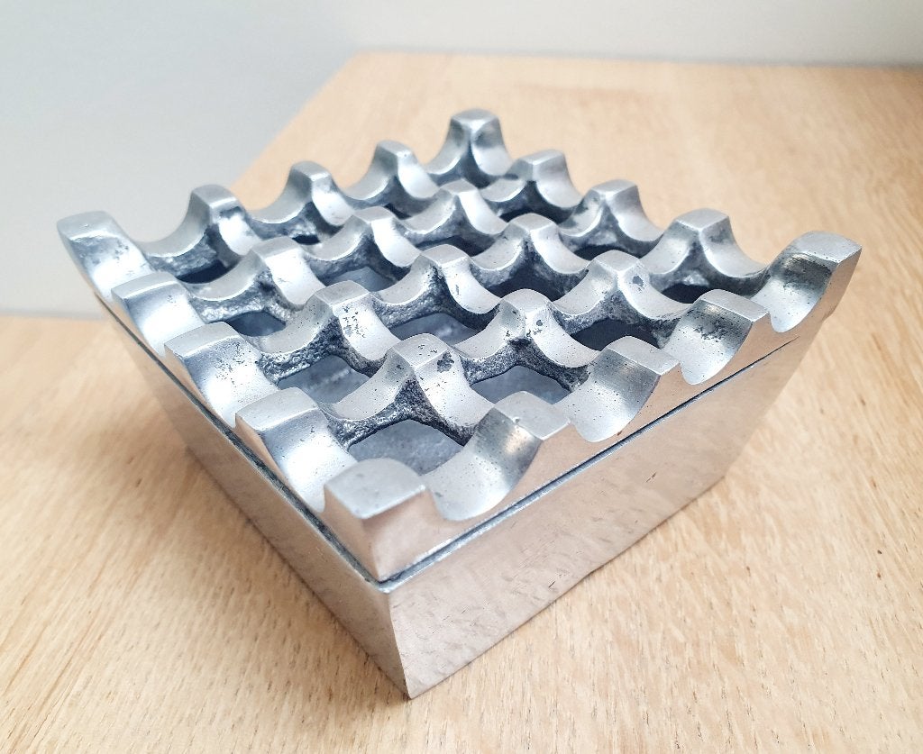 Cendrier design en fonte d'aluminium - style scandinave, Enlèvement ou Envoi