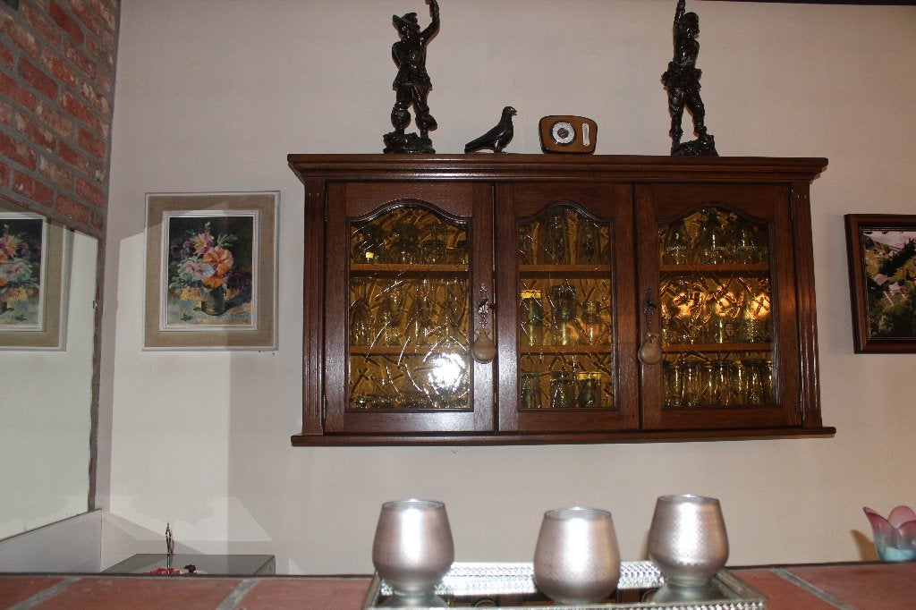 meubelen, Huis en Inrichting, Kasten | Vitrinekasten, Ophalen, Met deur(en), Eikenhout, Eik met glas