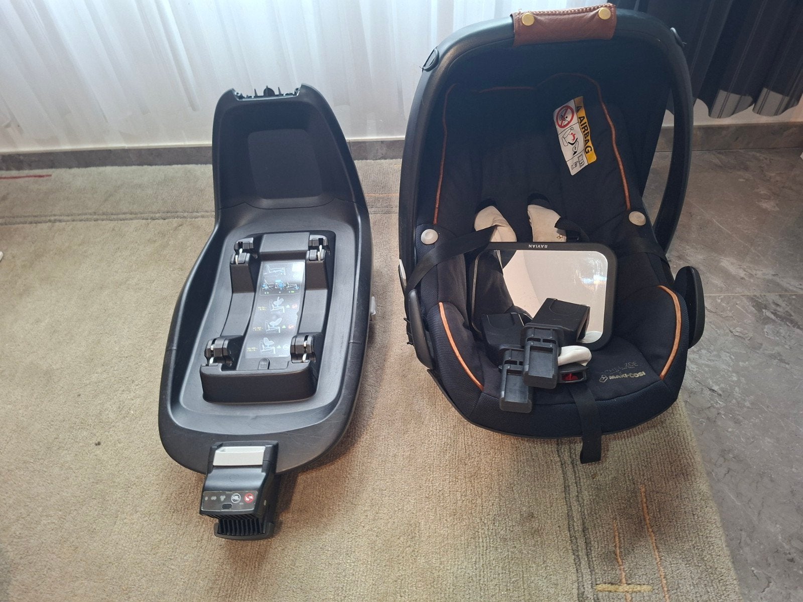 Maxi-Cosi  met FamilyFix +Baby-zitverkleiner heb ik ok, Enlèvement ou Envoi, Maxi-Cosi, Isofix