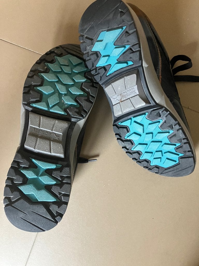 Schoenen, Kleding | Dames, Schoenen, Zwart, Ophalen of Verzenden, Sneakers, X sensible