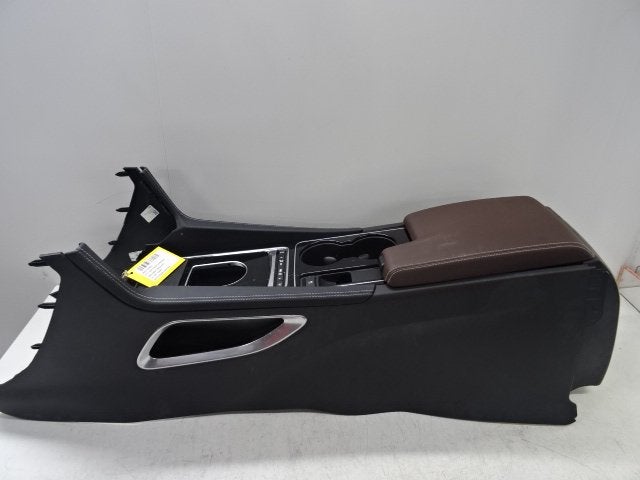 CONSOLE CENTRALE Jaguar F-Pace (01-2015/12-2025), Campus Kronberg 7
61476  Kronberg im Taunus, DE, Utilisé, Jaguar, Jaguar Land Rover Deutschland GmbH