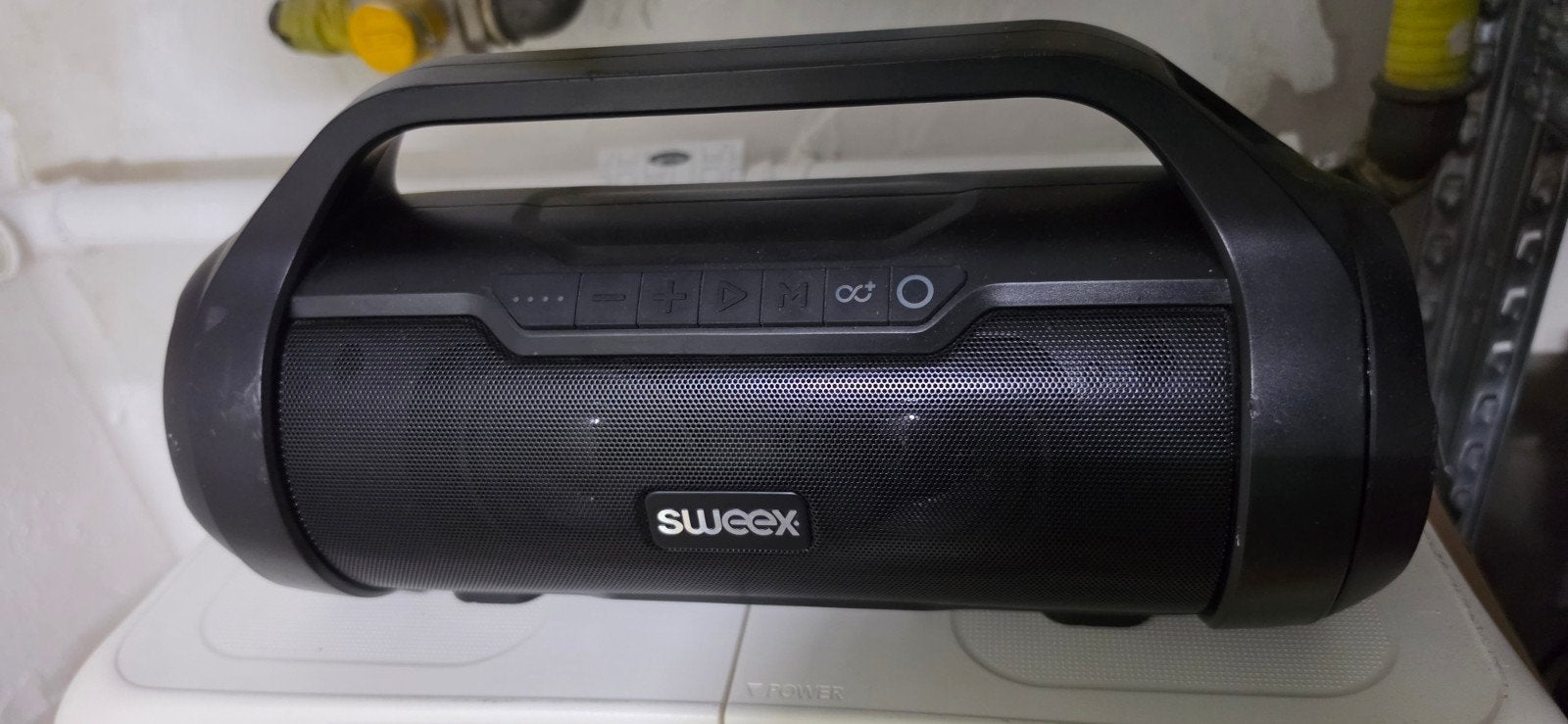 sweet boombox bluetooth en lichtjes, Gebruikt, Ophalen of Verzenden, Bluetooth, Draagbare speaker