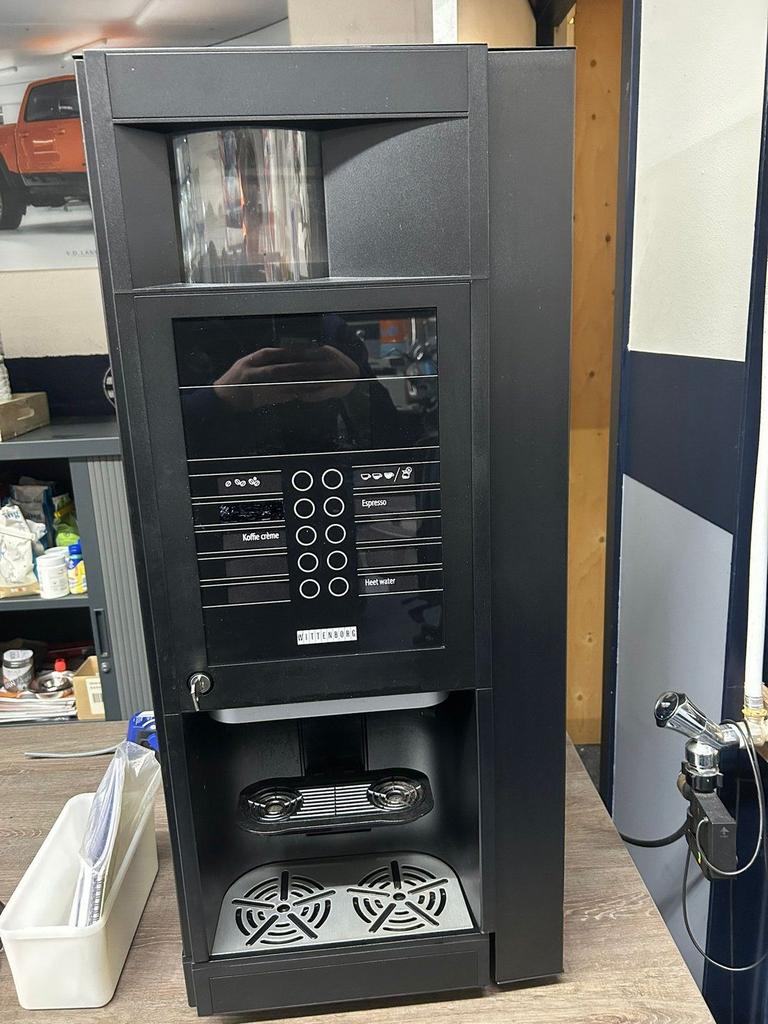 Douwe Egberts Fresh Brew Omni S koffiemachine, -, -, Enlèvement, Utilisé