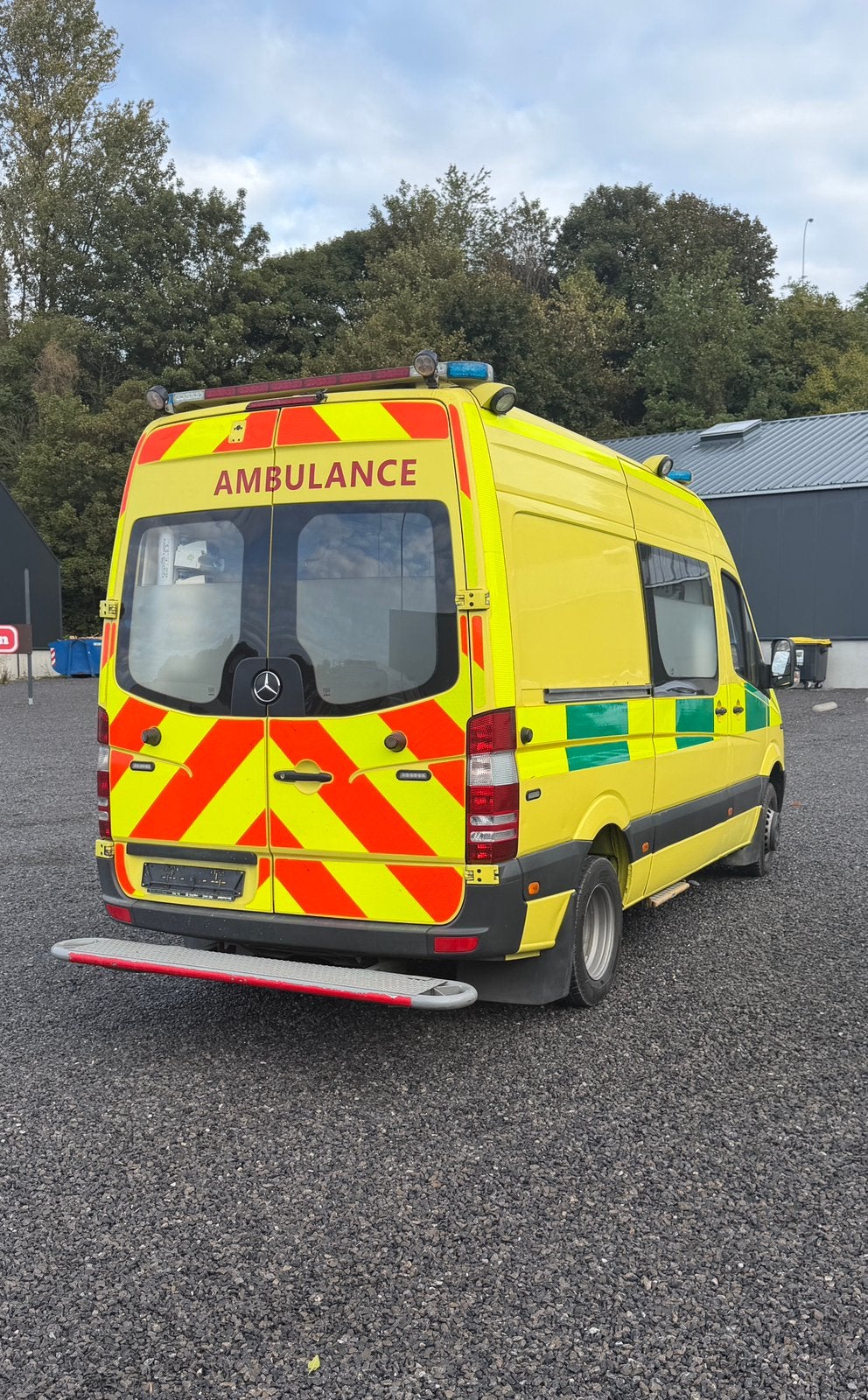 MERCEDES SPRINTER 519 CDI V6 – AMBULANCE FULL ÉQUIPÉE, Auto's, Automaat, Euro 5, Achterwielaandrijving, Zwart