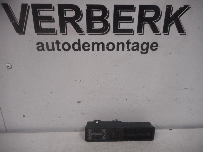 COMMUTATEUR Audi 100 Avant Quattro (C4) (443919187), Auto-Union-Straße  1,
85057  Ingolstadt, DE, Info@audi.de, Audi, Utilisé