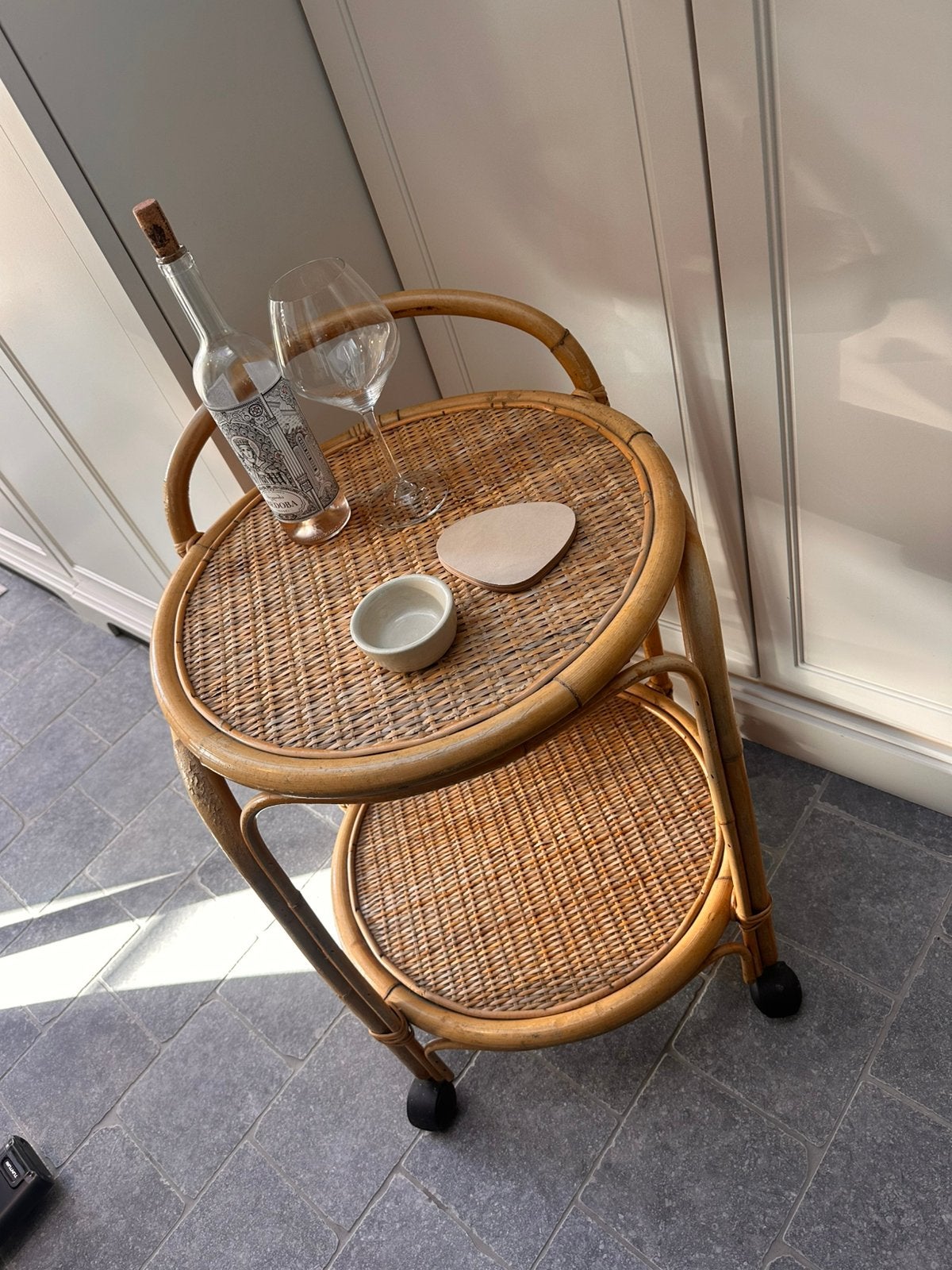 Vintage bamboe/rotan trolley serveerwagen, Huis en Inrichting, Ophalen, Gebruikt