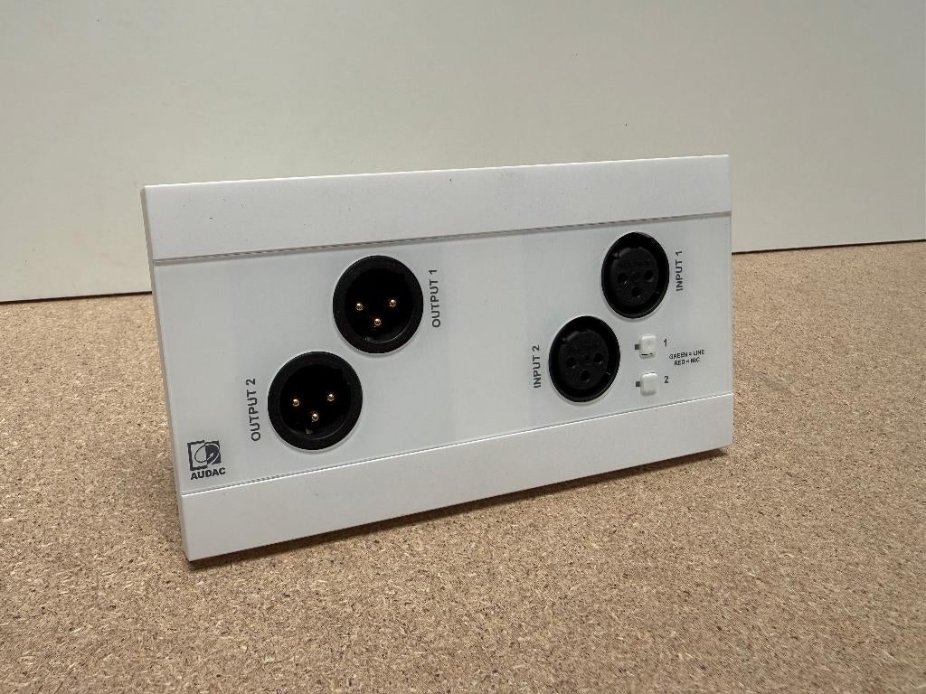 Audac NWP222 Wall Dante PoE - 2 x XLR in- & out + Bluetooth, Muziek en Instrumenten, Ophalen of Verzenden, Zo goed als nieuw