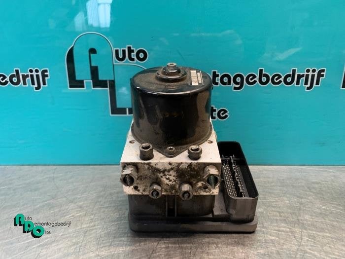 ABS Pomp van een Citroen C5 (C5 04-), Gebruikt, -, Ophalen of Verzenden, -