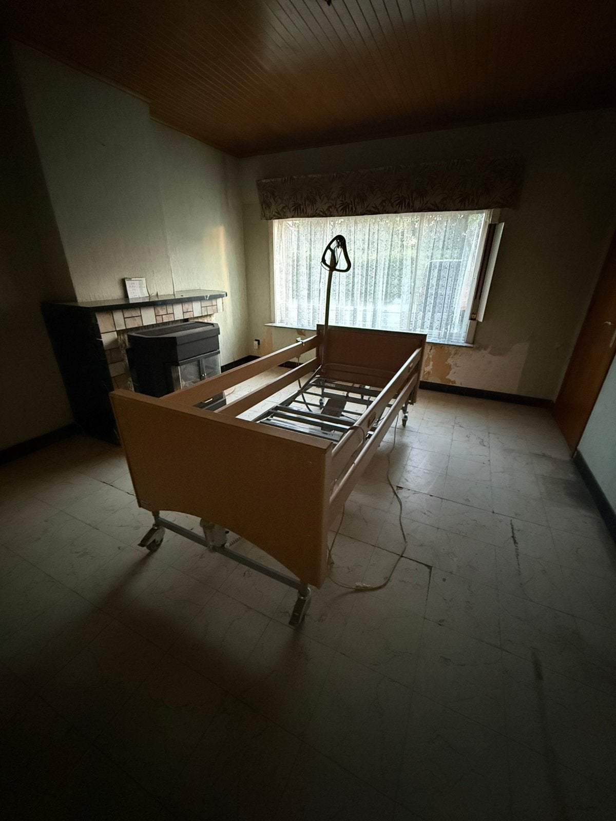 Elektrisch hoog-laag zorgbed – zo goed als nieuw, Province de Flandre-Orientale