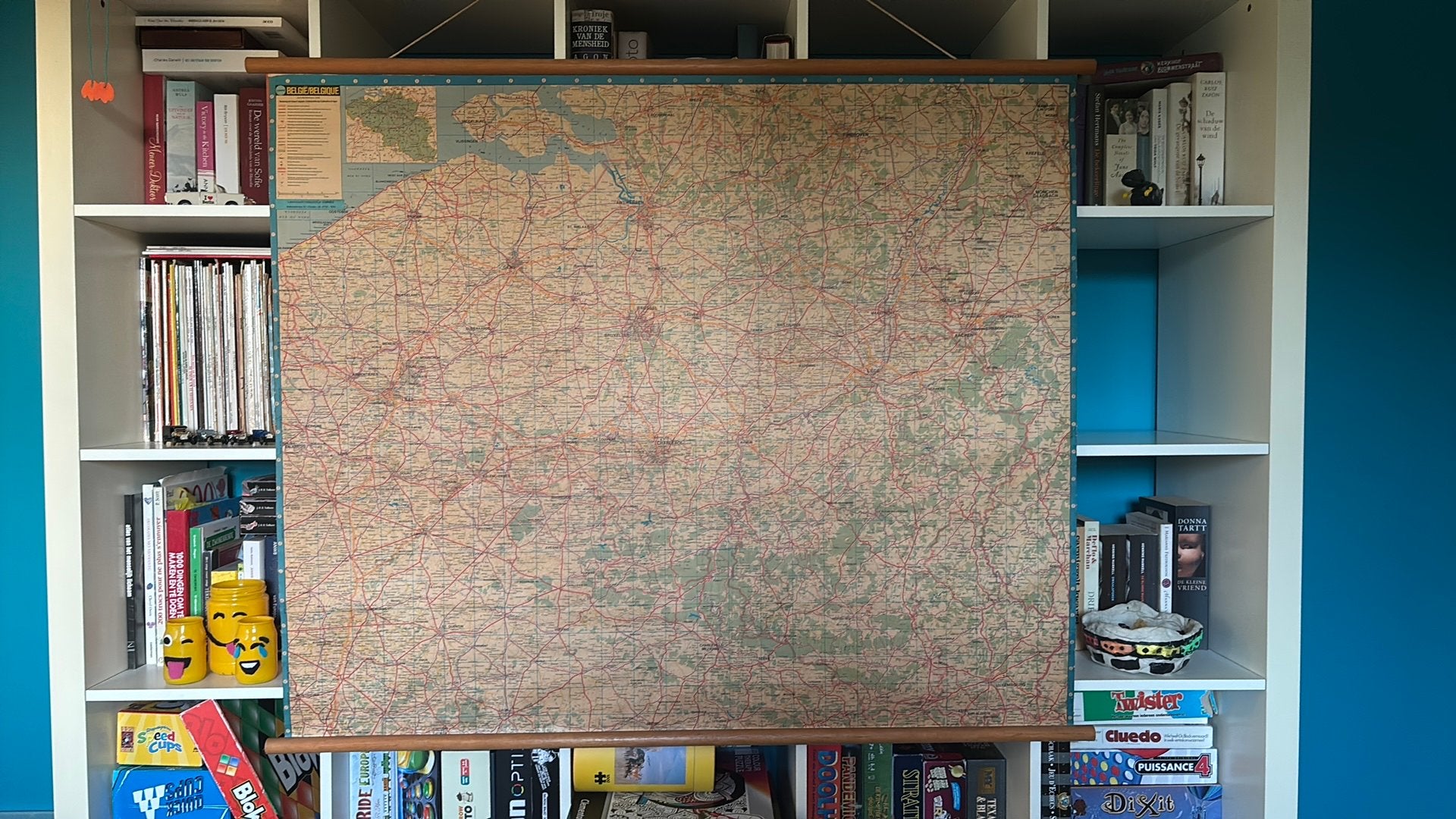 Carte routière Carte scolaire de la Belgique, Livres, Atlas & Cartes géographiques, Belgique, Comme neuf, Enlèvement, Carte géographique