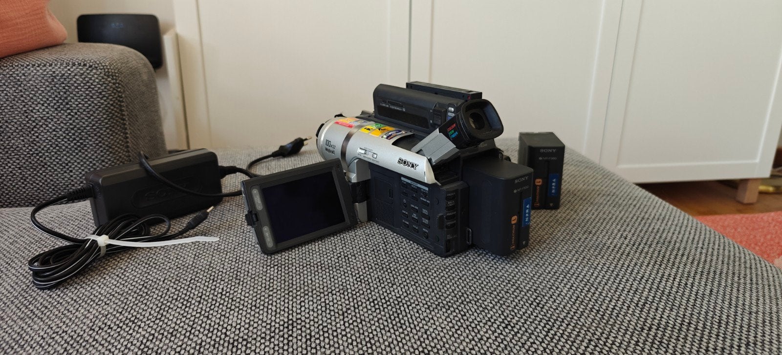 Caméscope Sony TRV620E mini dv, Enlèvement, Mini DV, Sony