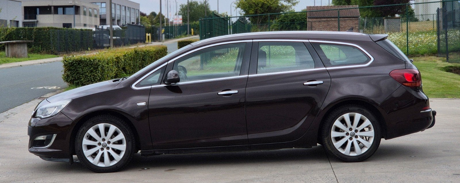 Opei astra 13cdti 230mkm cuir clima gps 2012 ctok 2500€, Autos, Opel, Cuir, Euro 5, Achat, Boîte manuelle