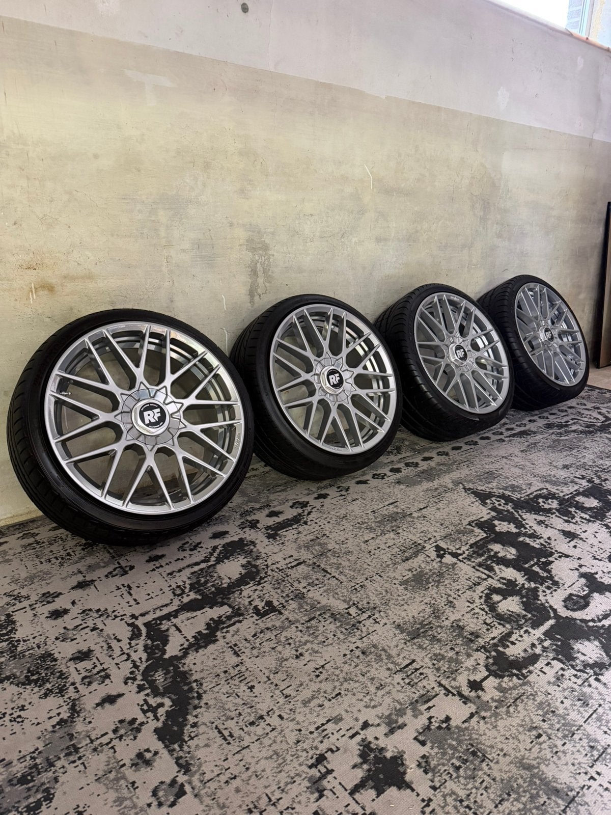 Rotiform RSE Hoogglans verdicht, 5x120 19”, Ophalen, 19 inch, Band(en)