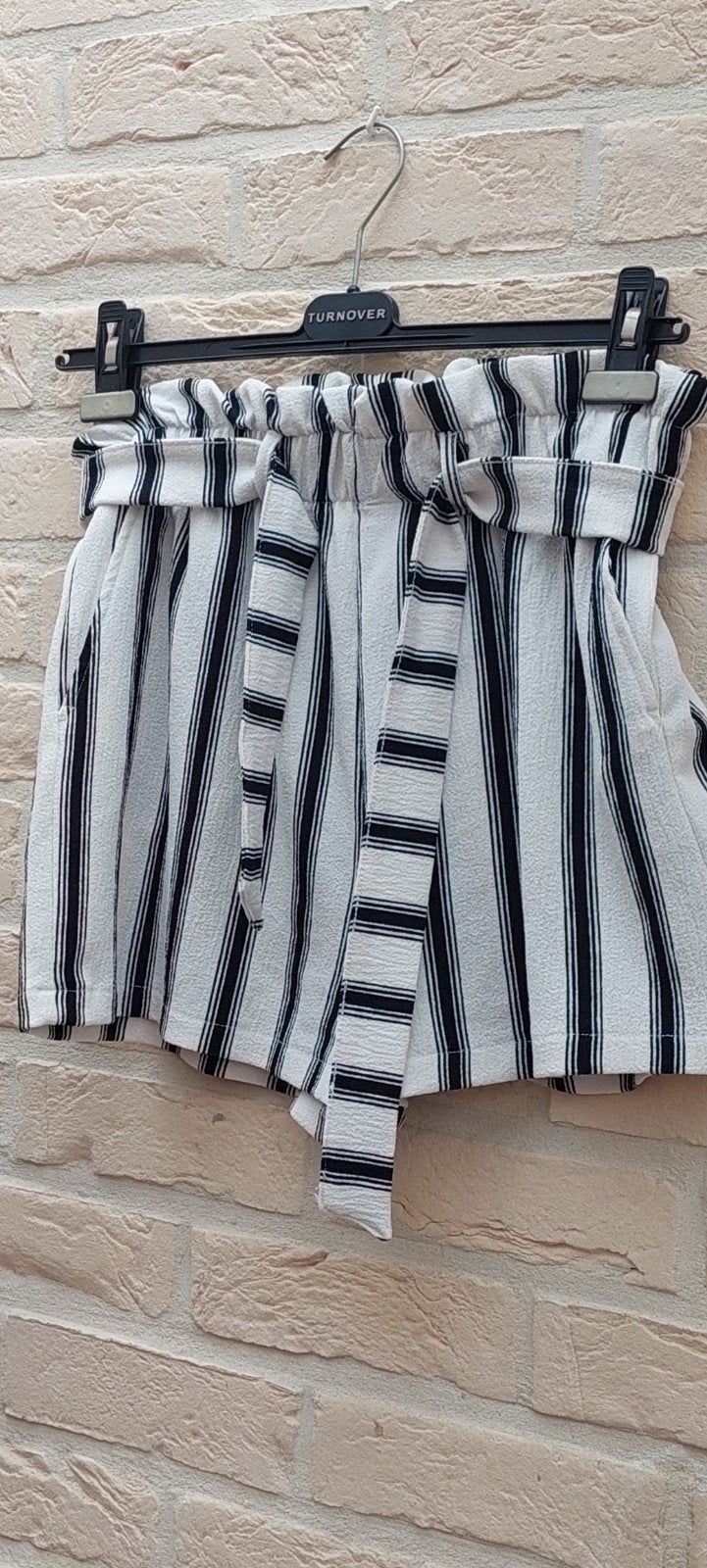 Short maat xl coolcat, Kleding | Dames, Broeken en Pantalons, Overige kleuren, Kort, Maat 46/48 (XL) of groter, Ophalen of Verzenden