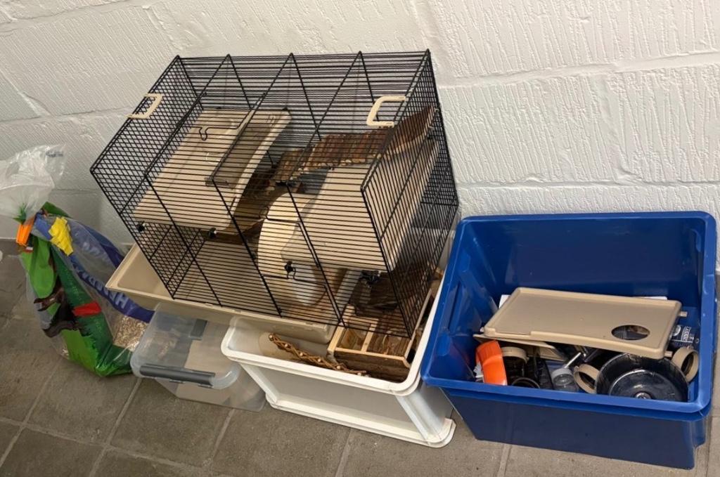 Hamsterkooi en vele toebehoren., Dieren en Toebehoren, Ophalen, Zo goed als nieuw, Kooi, Muis