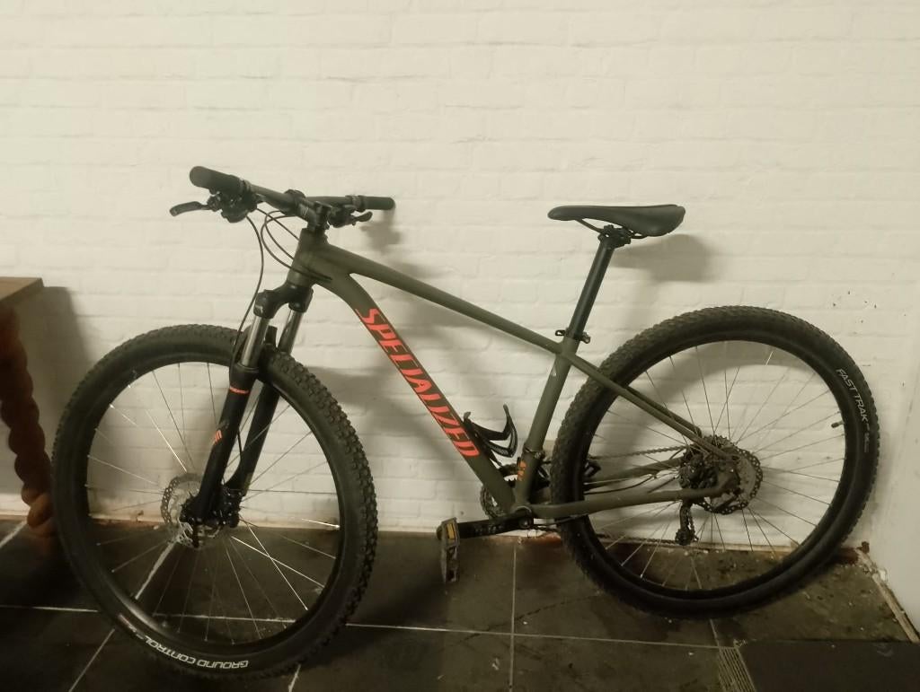 rockhopper spécialisé, Vélos & Vélomoteurs, Enlèvement, Comme neuf