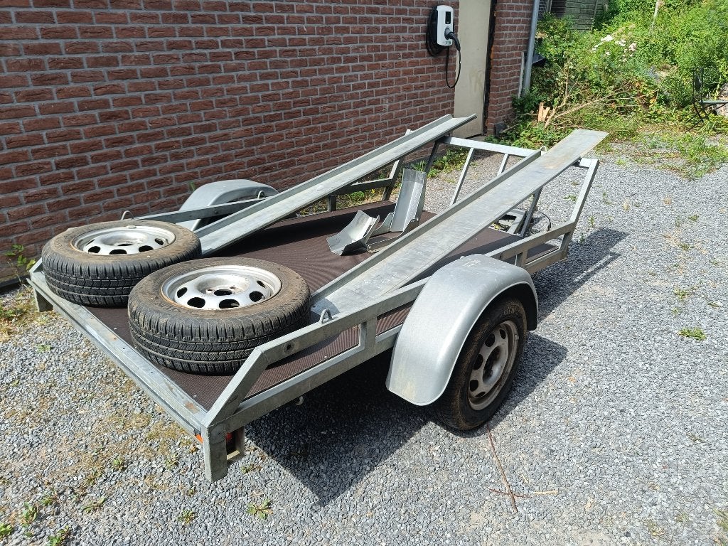 Remorque moto, Ophalen, Zo goed als nieuw