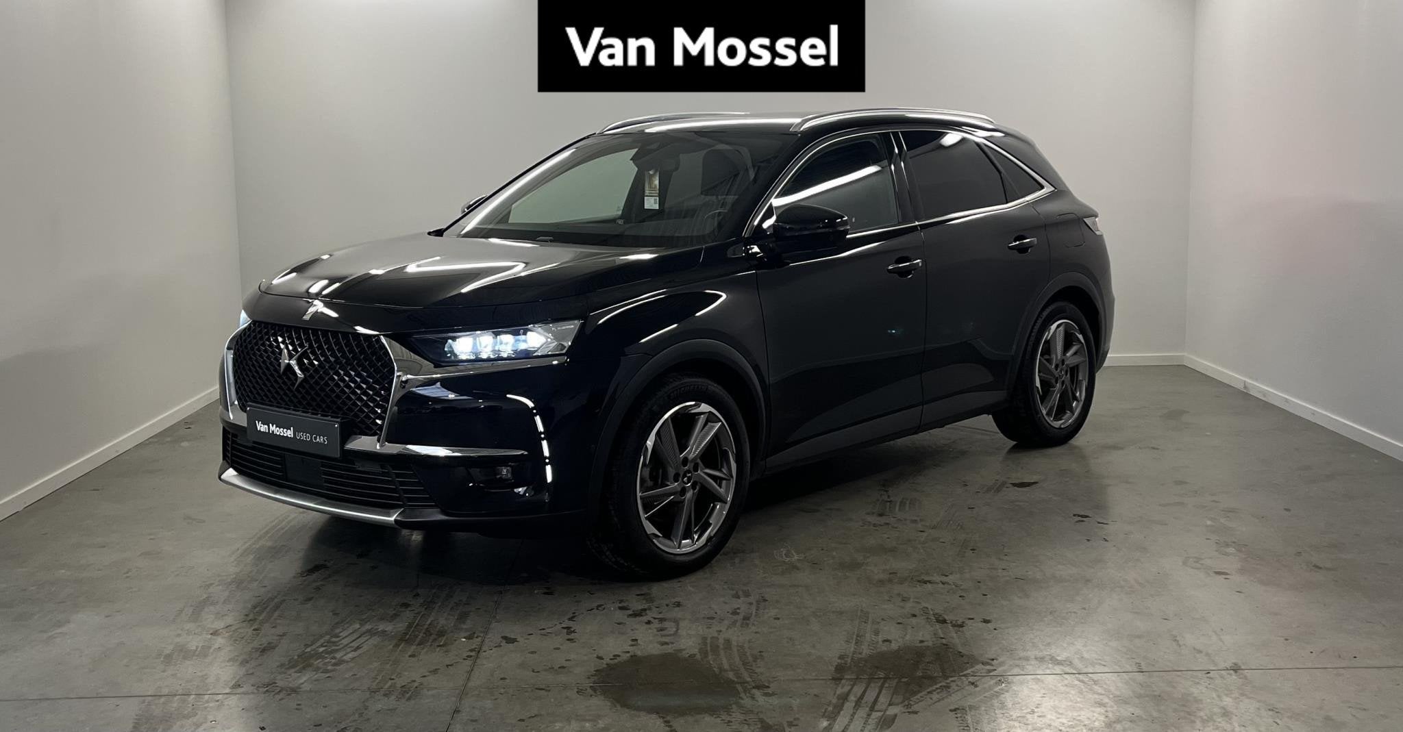 DS 7 Crossback Crossback E-TENSE 4x4 Grand Chic | PHEV 300 p, Auto's, Dealer onderhouden, Stof, Gebruikt, Zwart