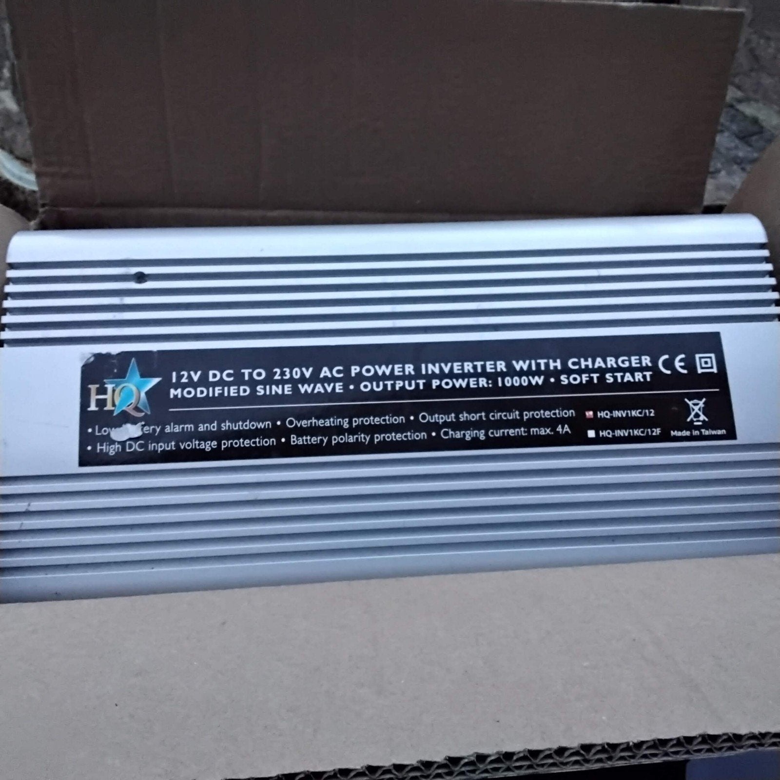 omvormer van 12v naar 220v. 1000w, Enlèvement ou Envoi, Utilisé, Batteries et Accessoires