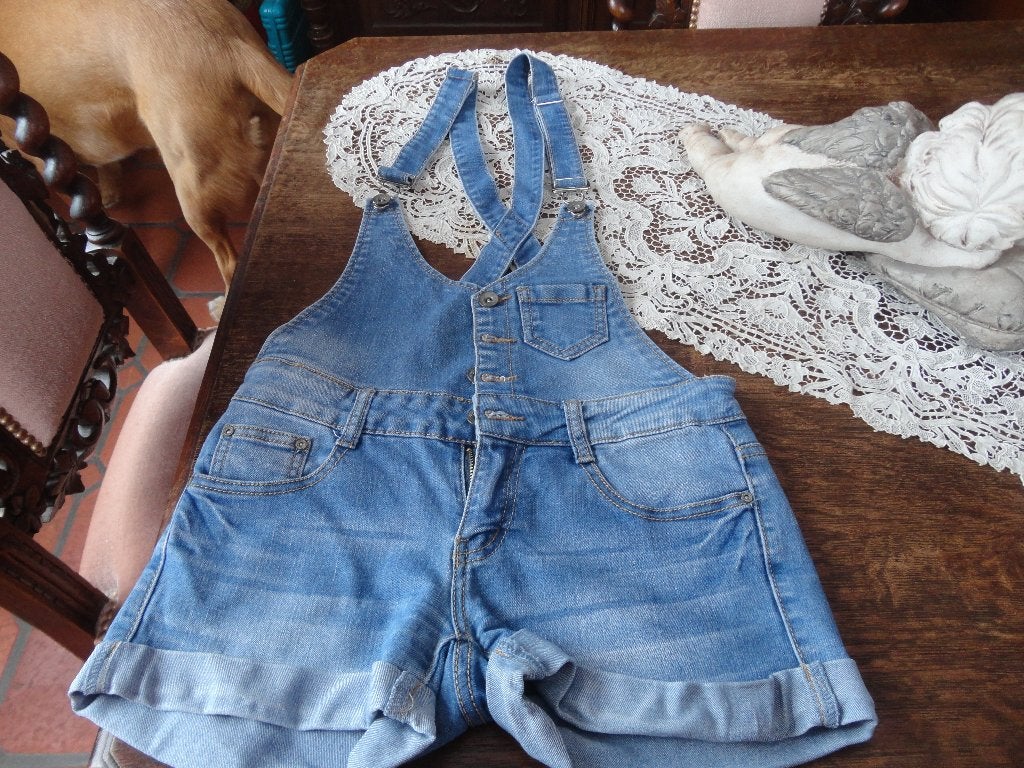 Jeans shortjes, Ophalen of Verzenden, Zo goed als nieuw, Blauw