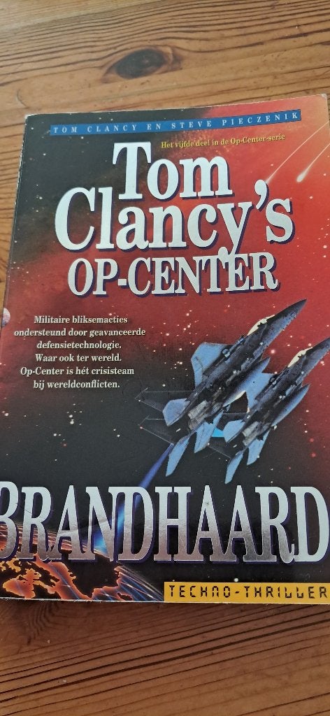 Boek thriller ' Brandhaard ', Boeken, Tom Clancy, Amerika, Ophalen, Gelezen