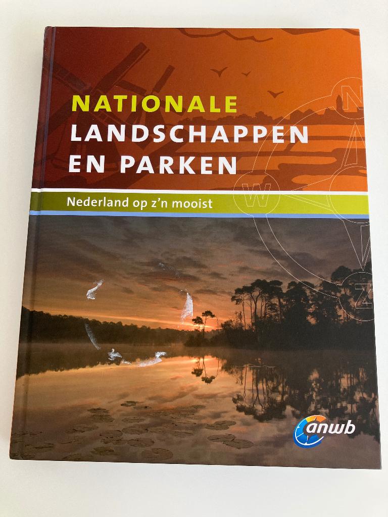 Boek nationale landschappen en parken - ANWB, Ophalen of Verzenden, Zo goed als nieuw