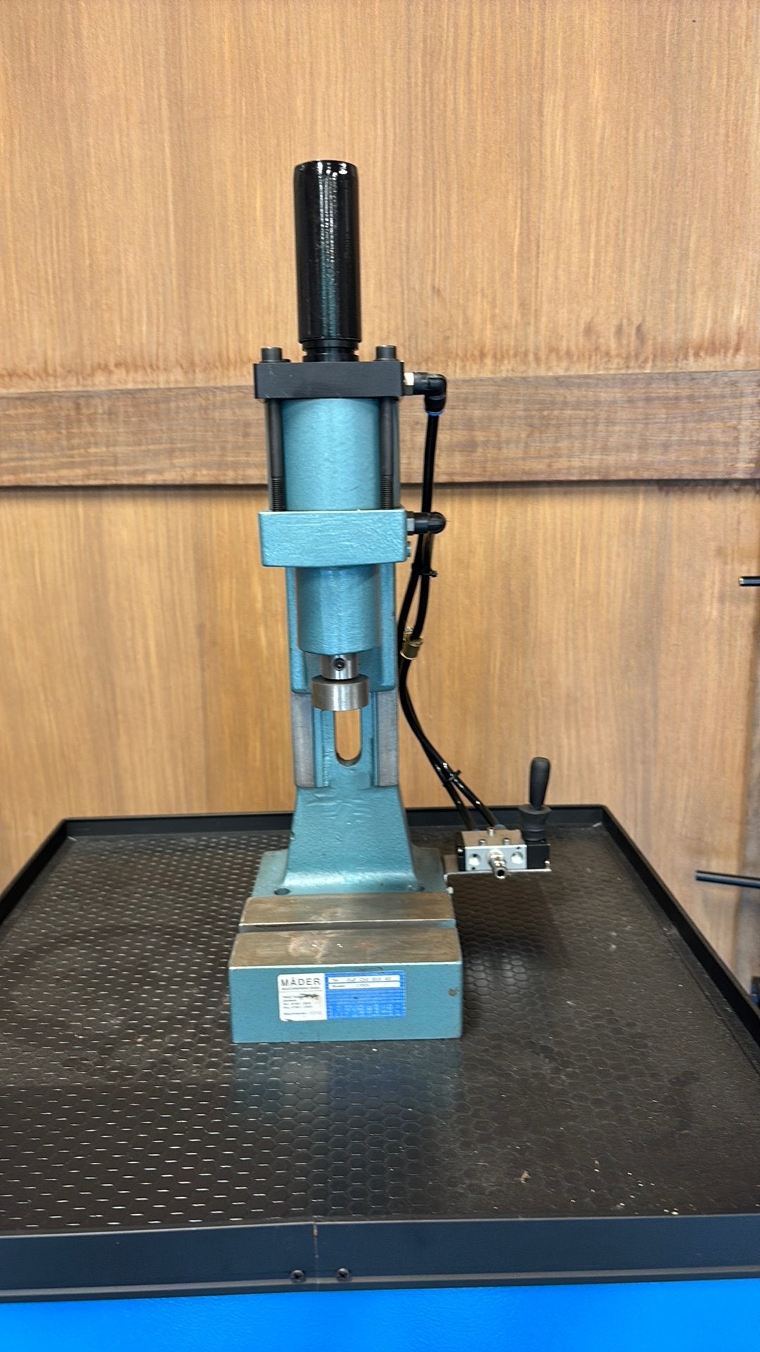 Presse d'atelier pneumatique, Enlèvement, Comme neuf