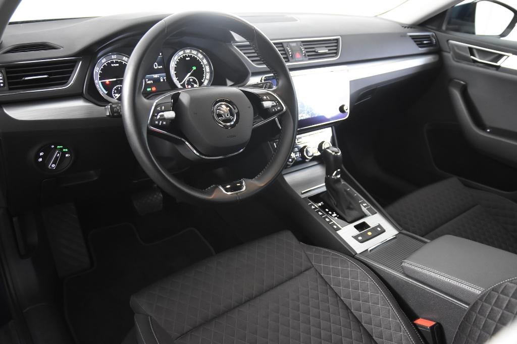 Skoda SuperB iV Combi *1ste Eigenaar*Navigatie*Camera*, Auto's, Stof, Lichtsensor, 4 cilinders, Blauw