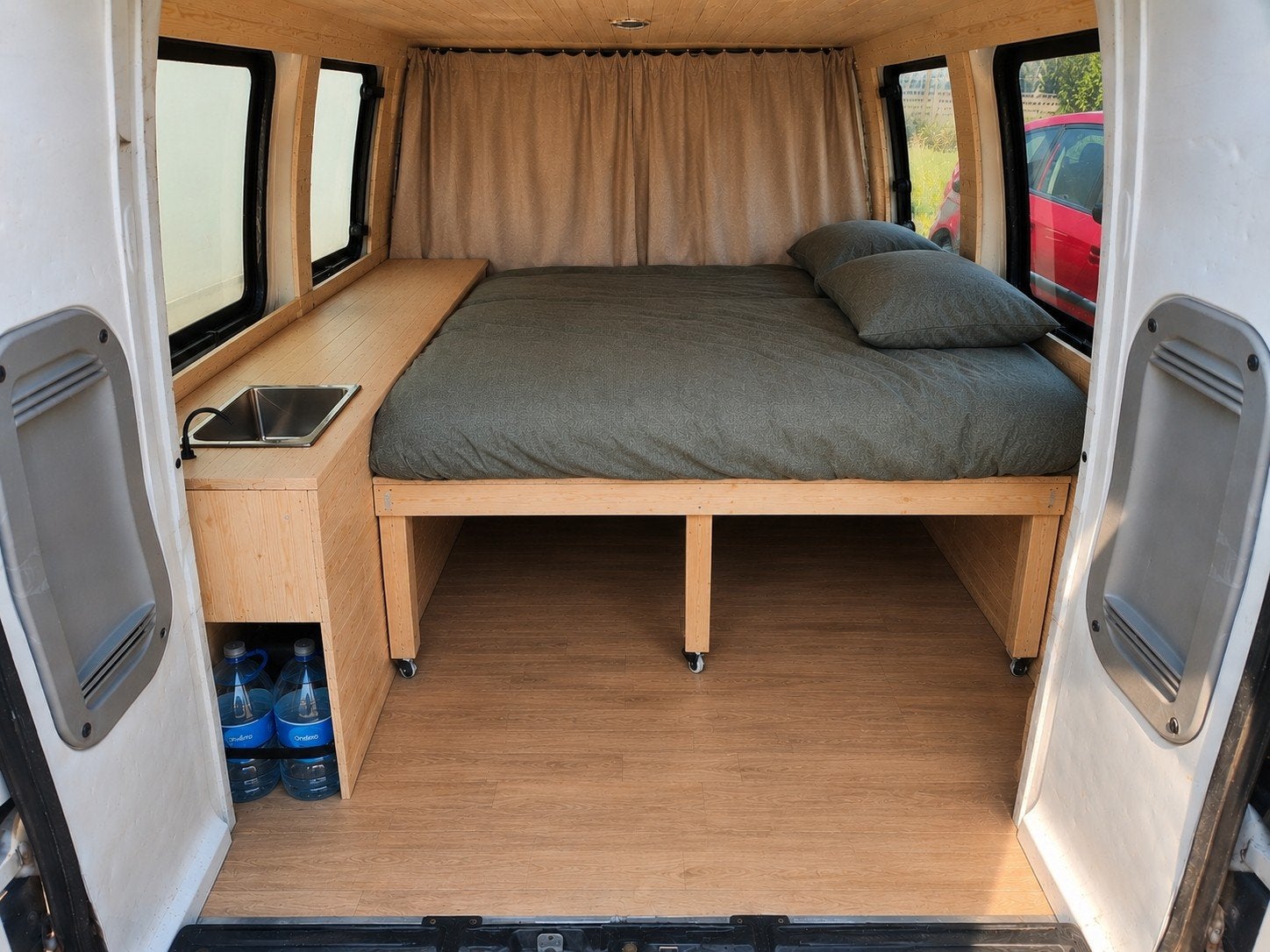 Renault Kangoo F. Nieuwe indeling, Auto's, Renault, Particulier, Kangoo, USB, Monovolume, Handgeschakeld, Wit, Blauw, Ophalen