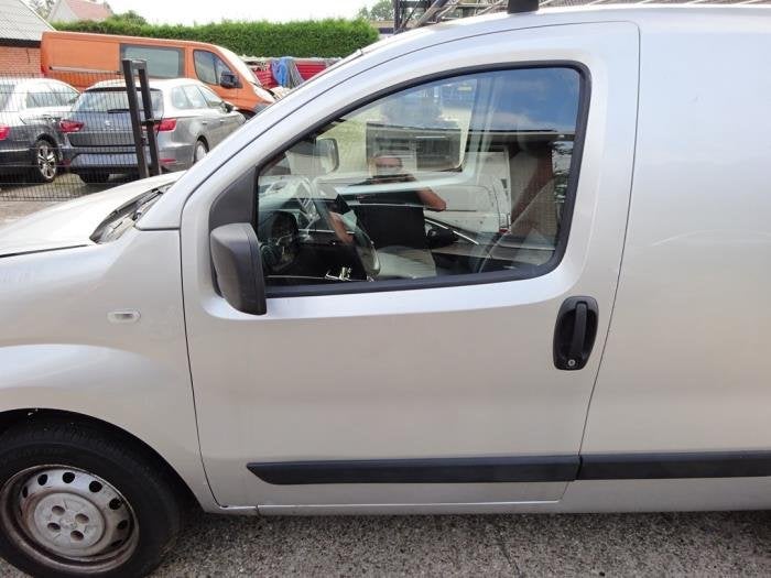 Portière 2portes gauche d'un Peugeot Bipper (KTW), -, 3 mois de garantie, Utilisé, Porte